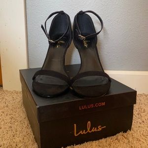 Lulus Black heels